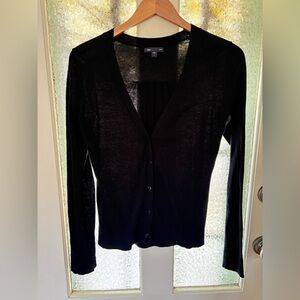Gap Women’s S Black Cardigan Sweater. 100% Cotton lightweight